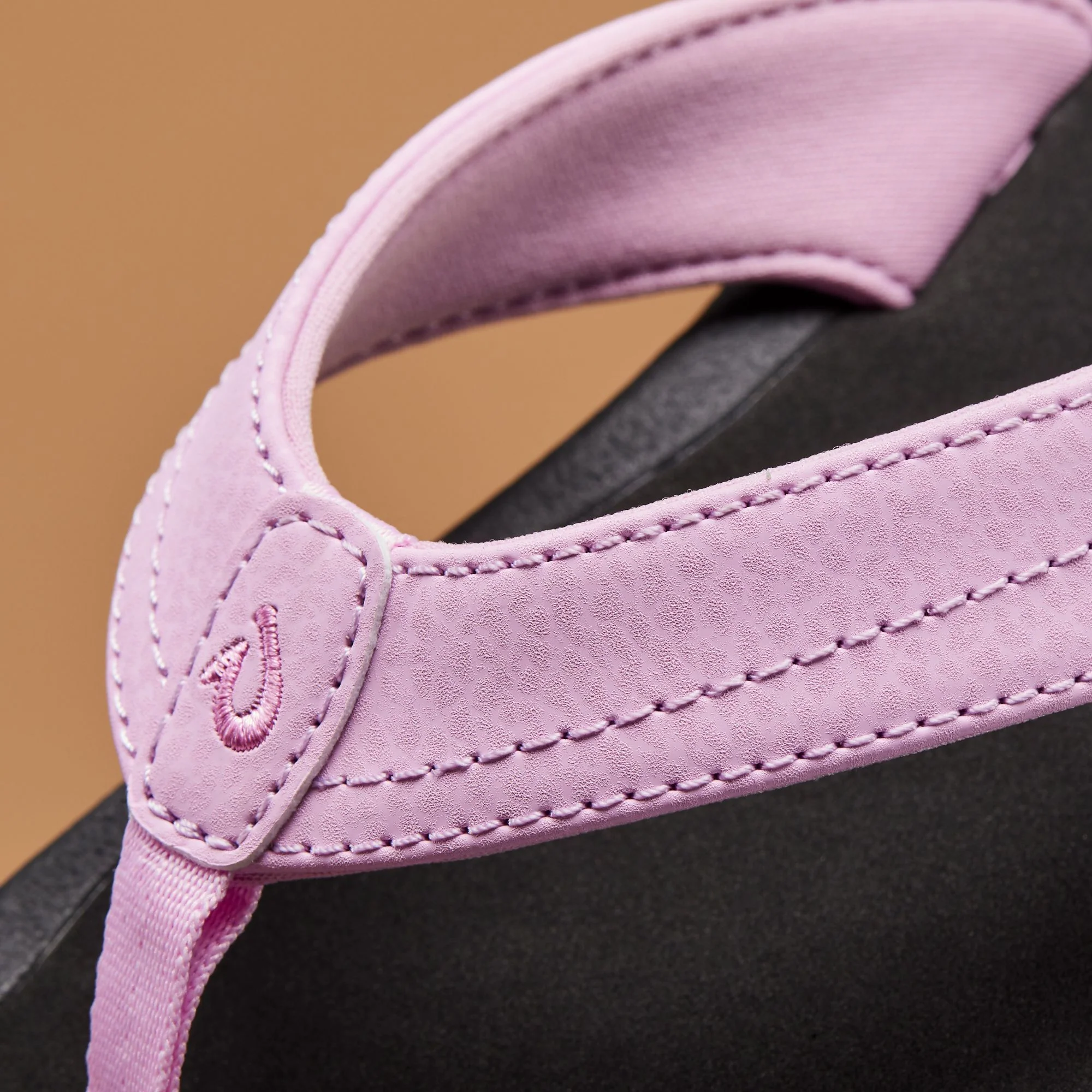 ‘Ohana - Paradise Pink / Lava Rock - Image 4